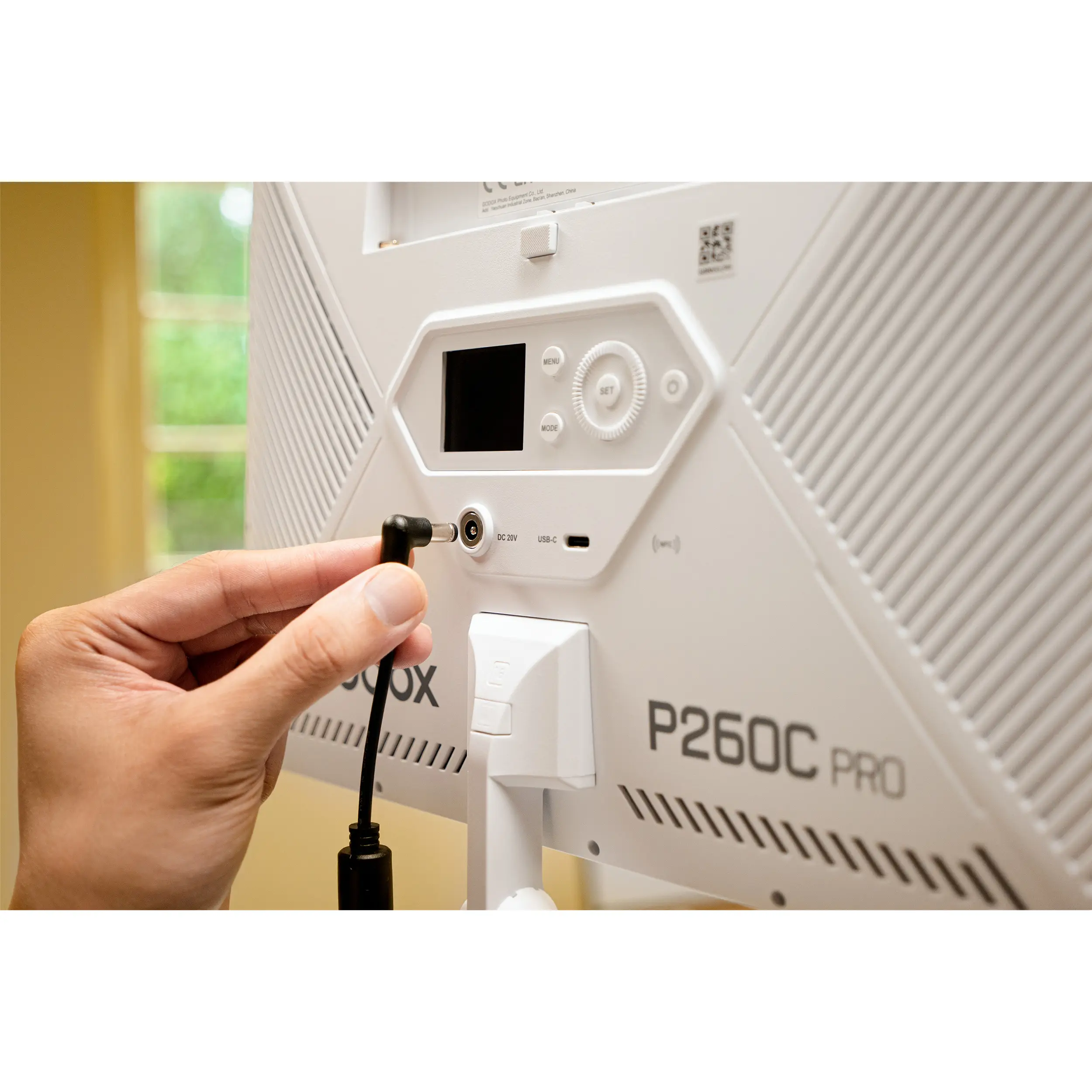 картинка Осветитель светодиодный Godox P260C Pro от магазина Ultra-mart