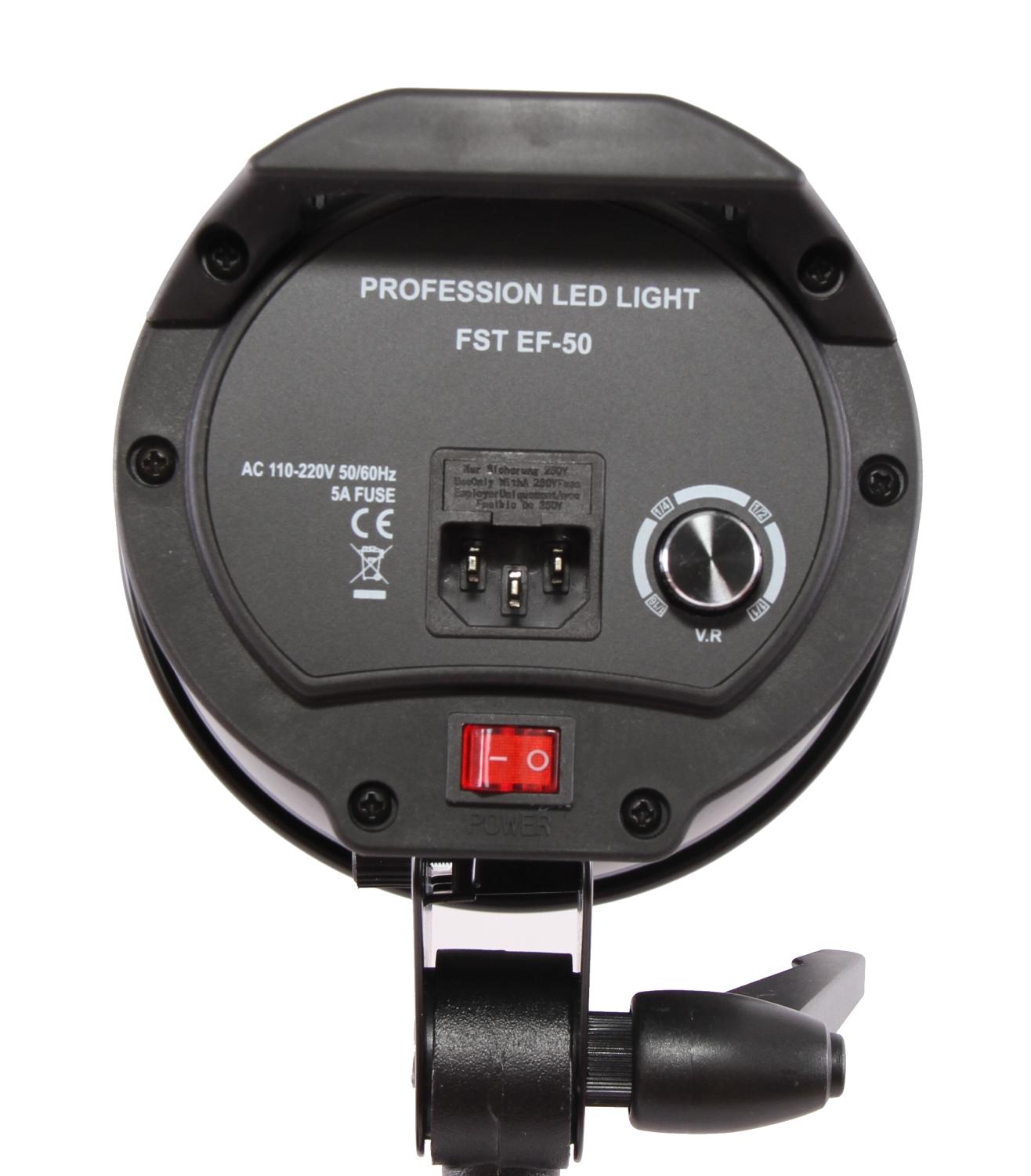 картинка Cветодиодный светитель FST EF-50 LED 5500K от магазина Ultra-mart