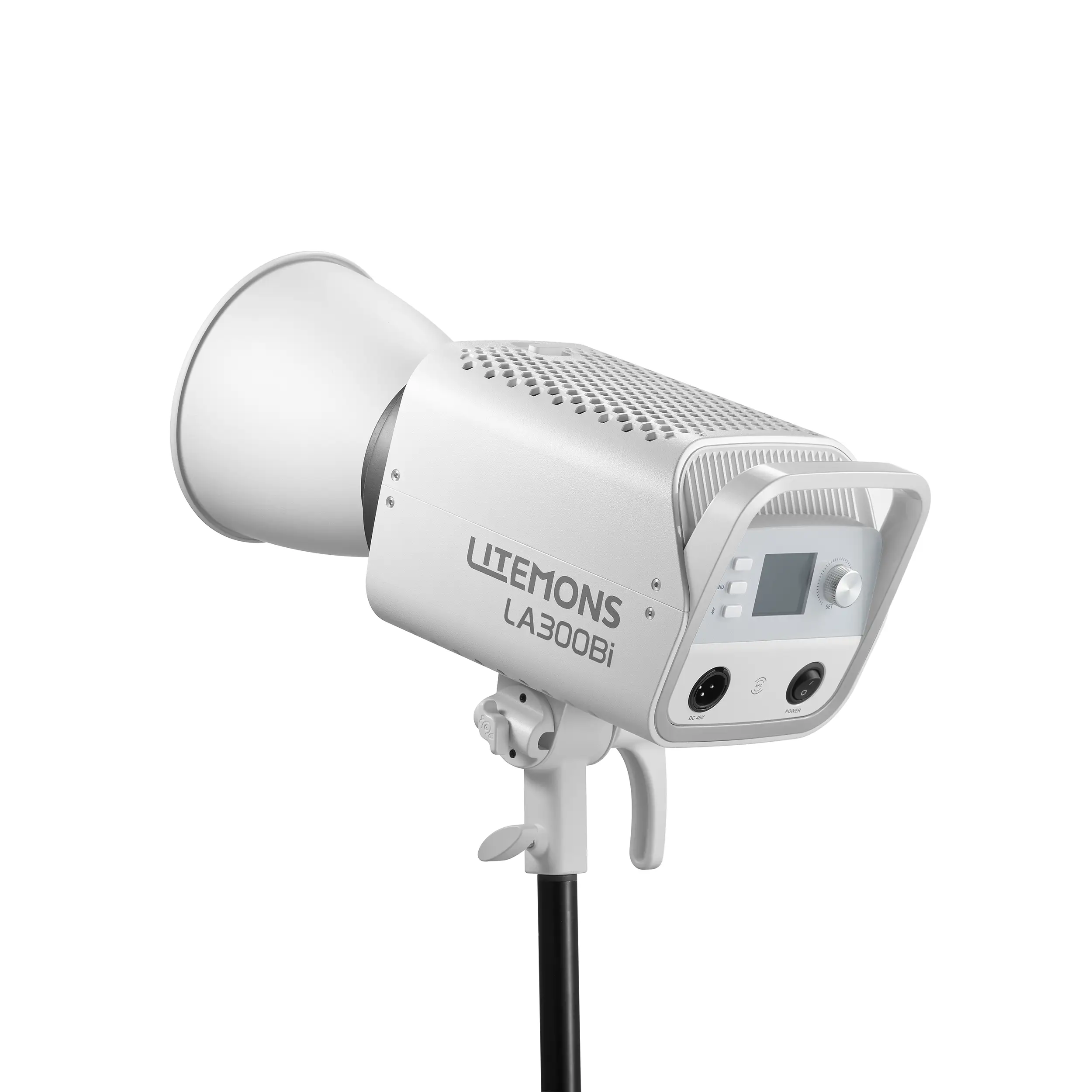 картинка Комплект светодиодных осветителей Godox LITEMONS LA300Bi K3 от магазина Ultra-mart