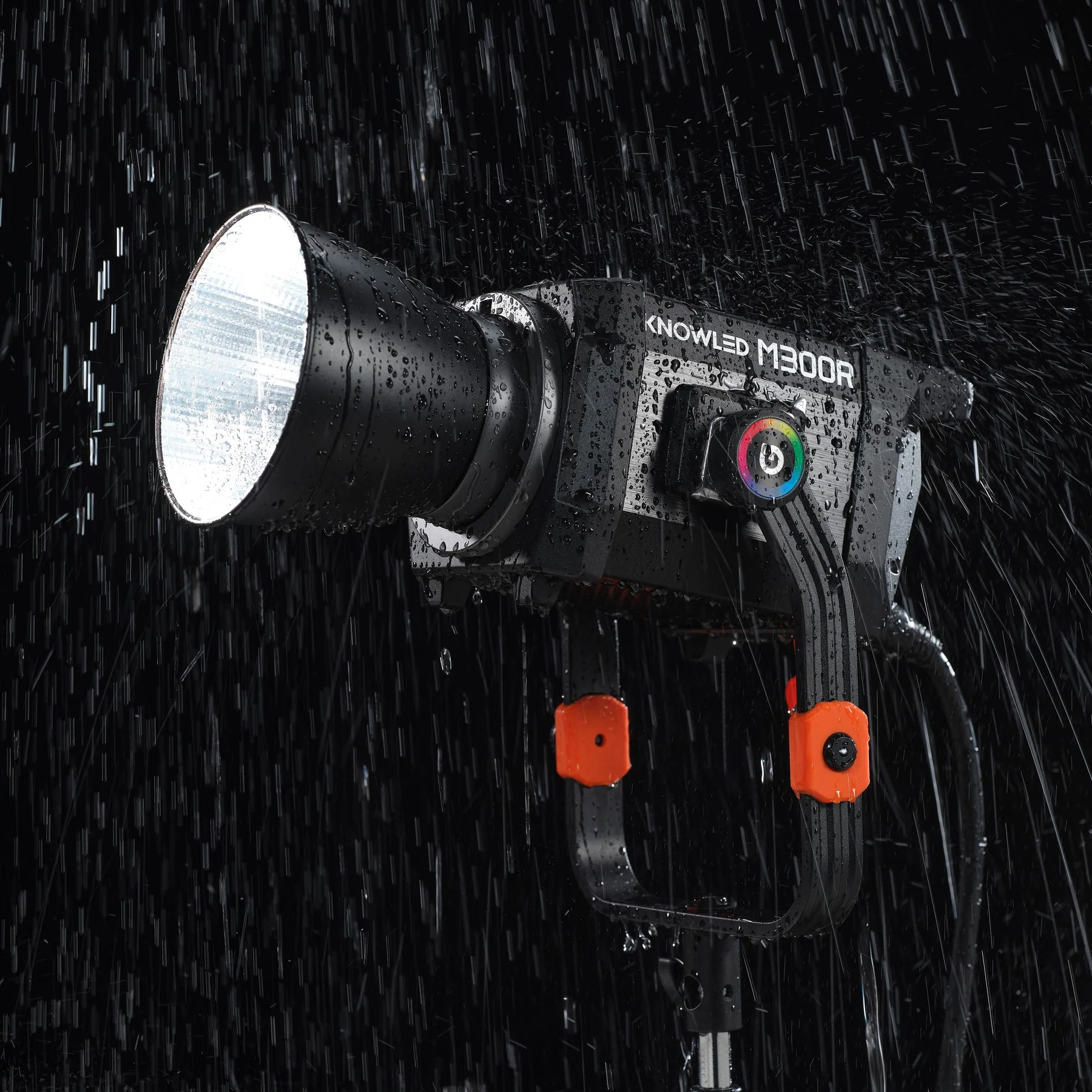 картинка Осветитель светодиодный Godox Knowled M300R K1 студийный от магазина Ultra-mart