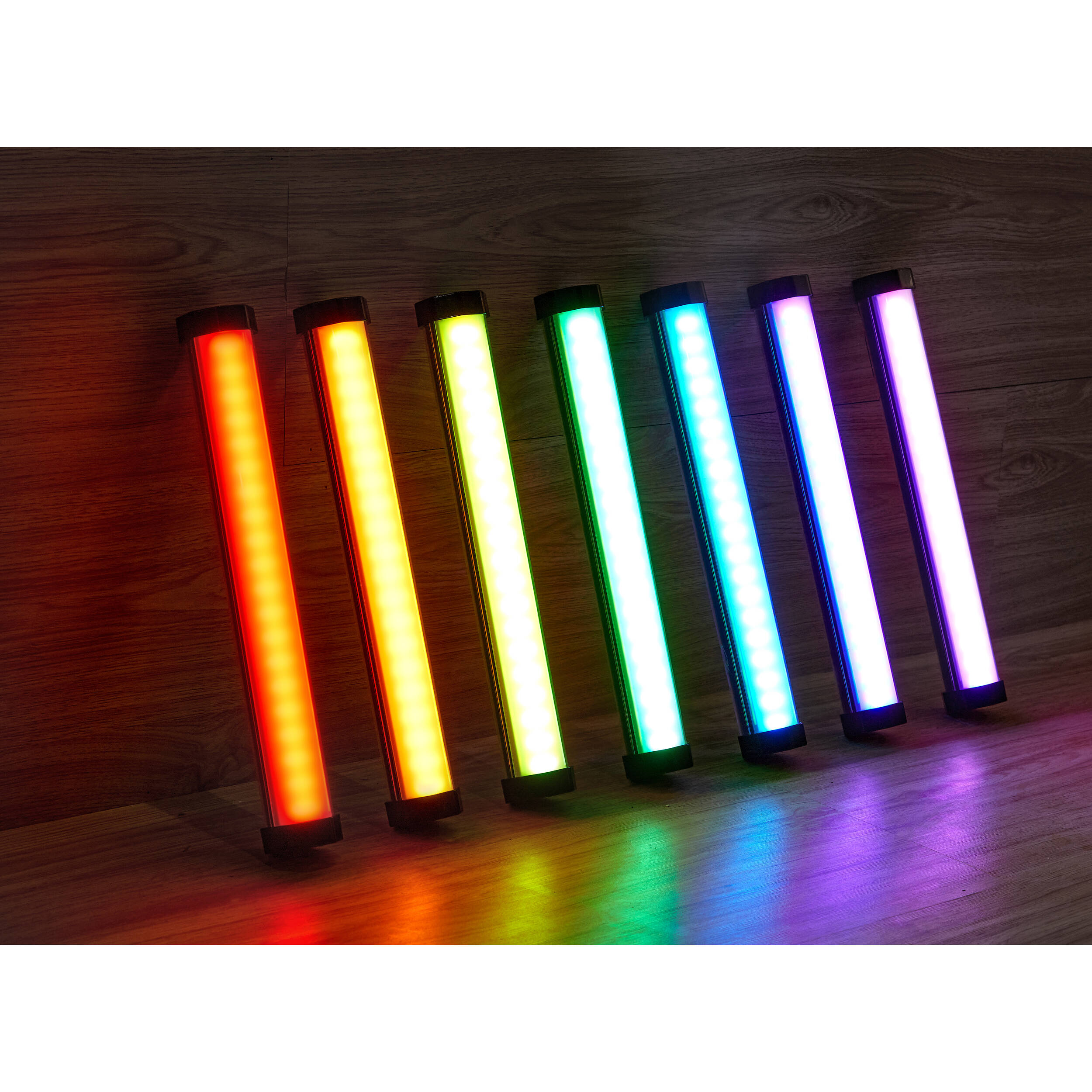 картинка Осветитель светодиодный Godox TL30 RGB от магазина Ultra-mart