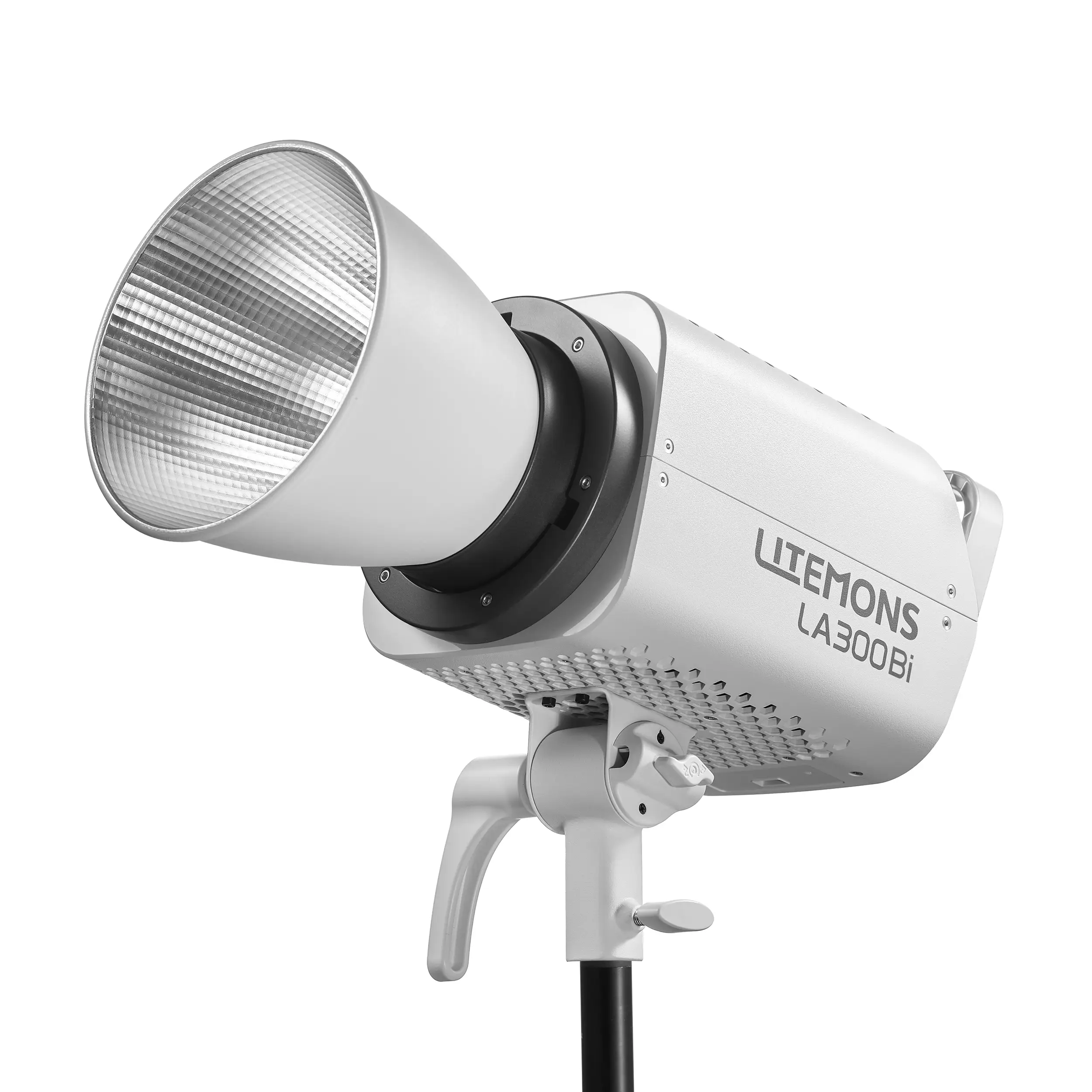 картинка Комплект светодиодных осветителей Godox LITEMONS LA300Bi K3 от магазина Ultra-mart
