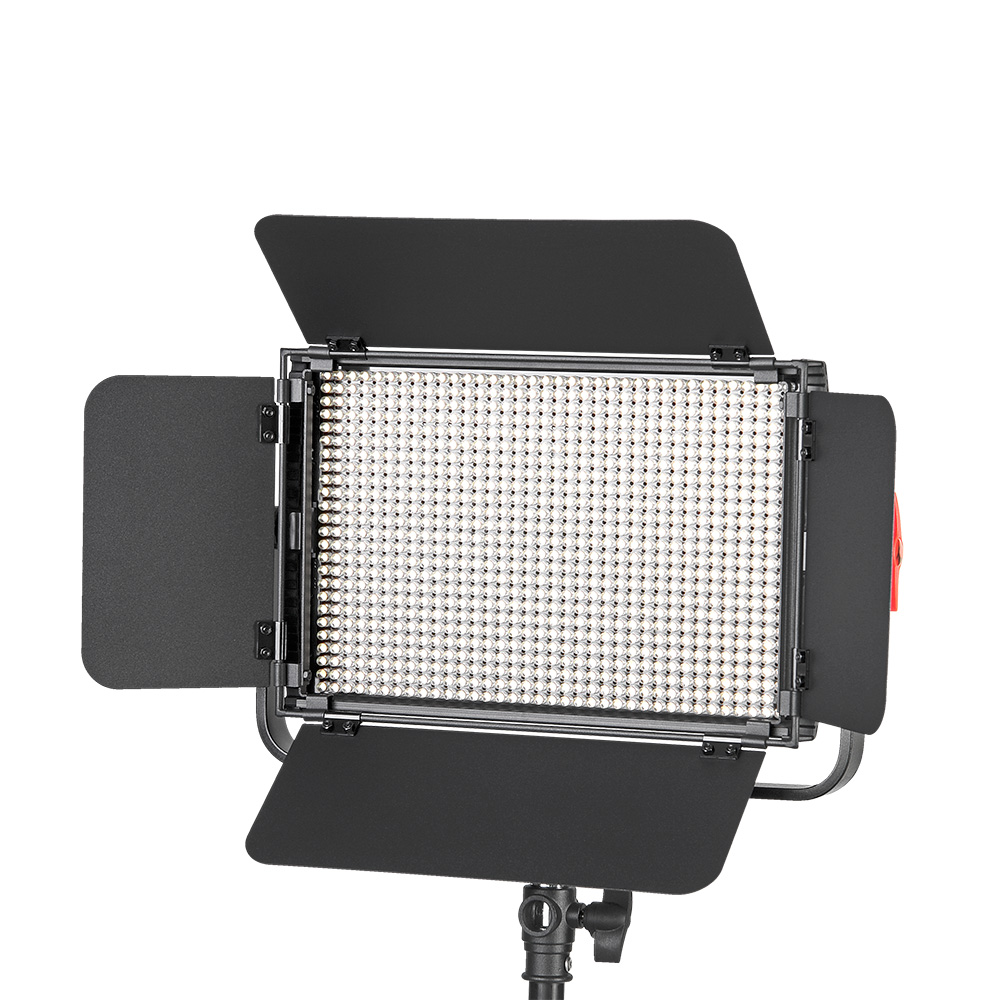 картинка Осветитель светодиодный Falcon Eyes FlatLight 900 LED от магазина Ultra-mart