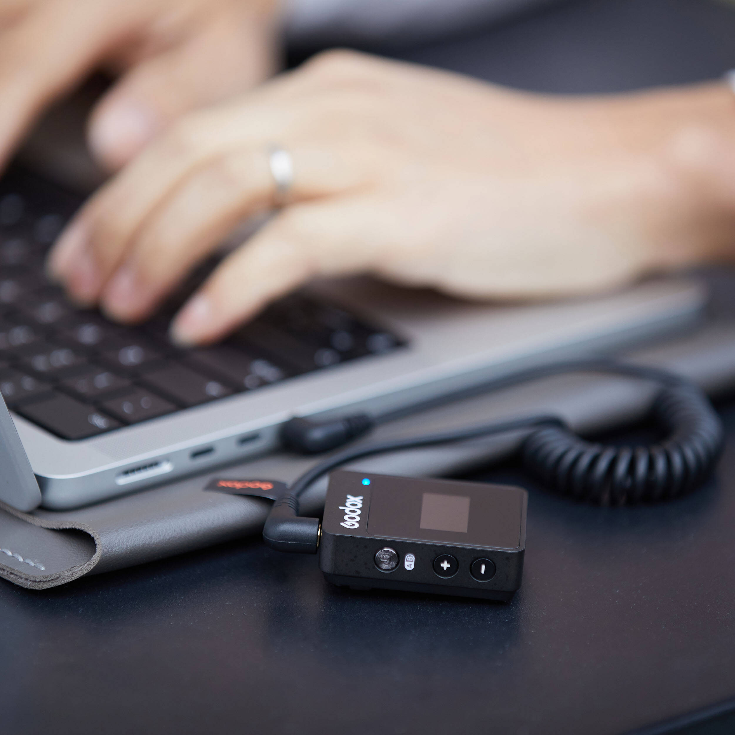 картинка Петличная радиосистема Godox MoveLink II M2 от магазина Ultra-mart