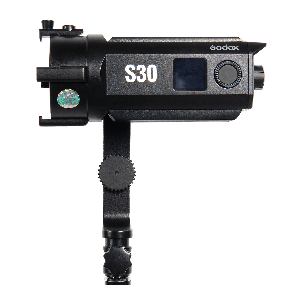 картинка Осветитель светодиодный Godox S30 фокусируемый от магазина Ultra-mart