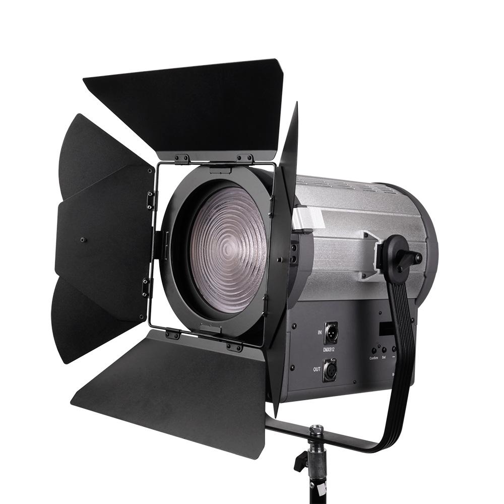    GreenBean Fresnel 300 LED X3 DMX   Ultra-mart