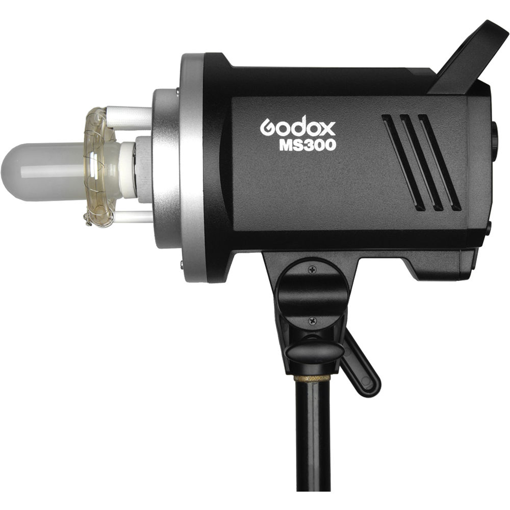 картинка Комплект студийного оборудования Godox MS300-F от магазина Ultra-mart