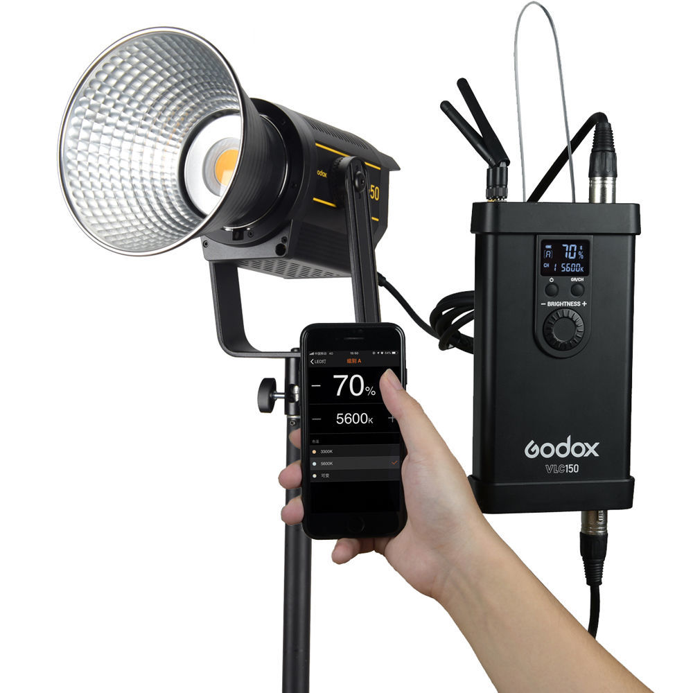 картинка Осветитель светодиодный Godox VL150 студийный от магазина Ultra-mart