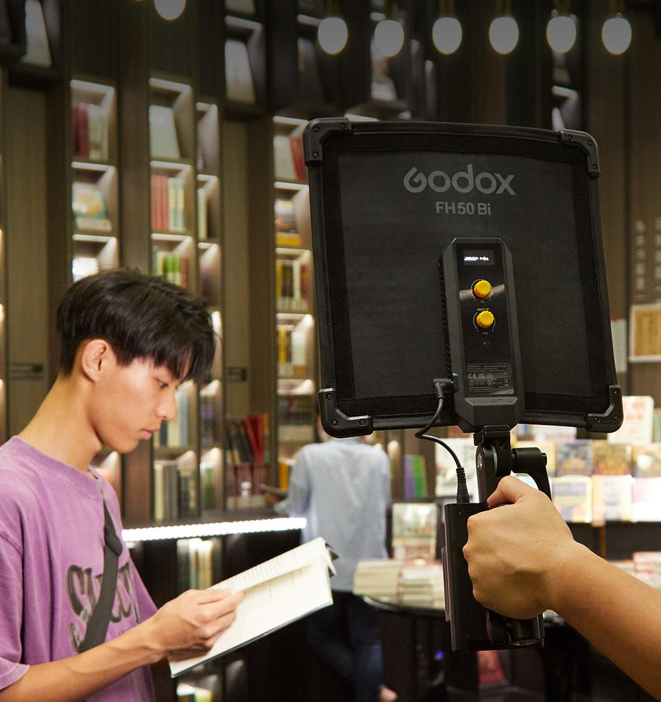 картинка Осветитель светодиодный Godox FH50Bi гибкий от магазина Ultra-mart