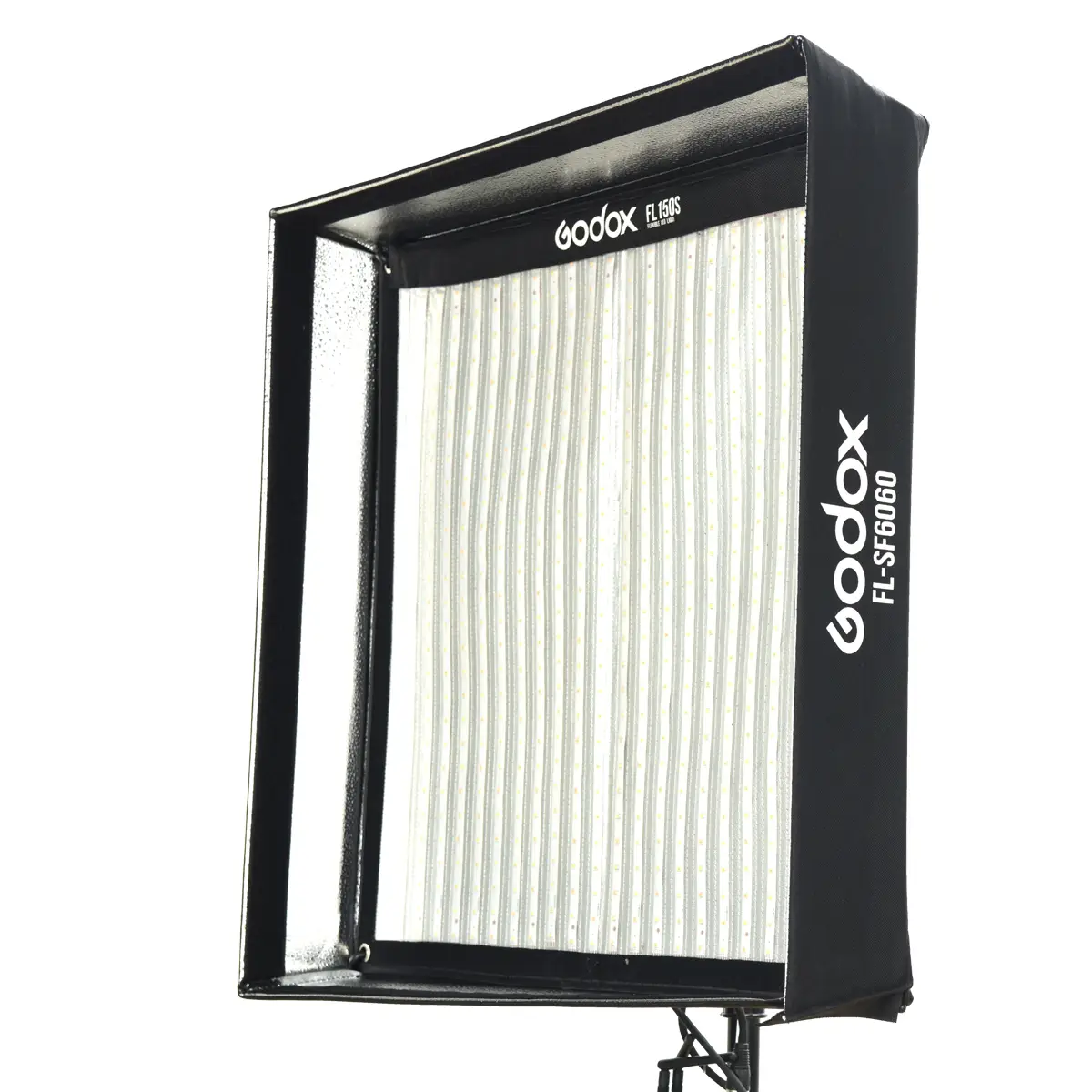 картинка Комплект светодиодных осветителей Godox FL150S-K2 для видеосъемки от магазина Ultra-mart
