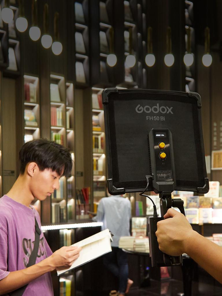 картинка Осветитель светодиодный Godox FH50R гибкий от магазина Ultra-mart